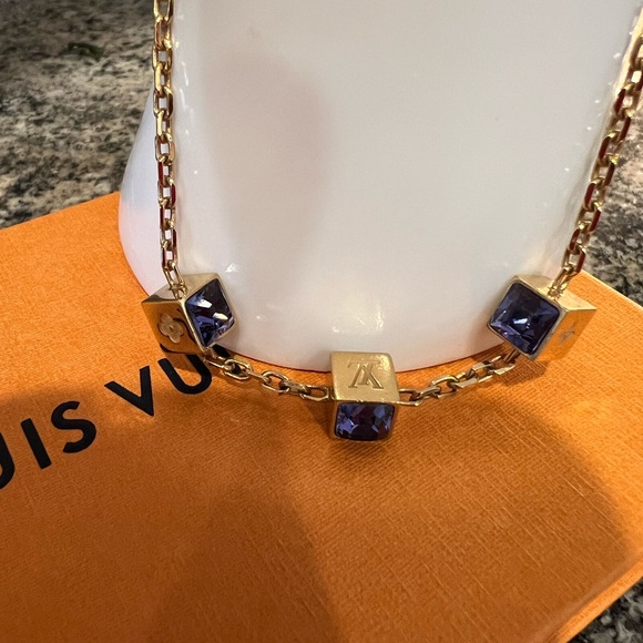 Louis Vuitton Collier Gamble Necklace - Picture 8 of 10